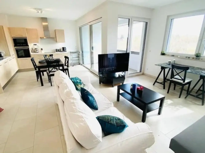Deluxe Apartment