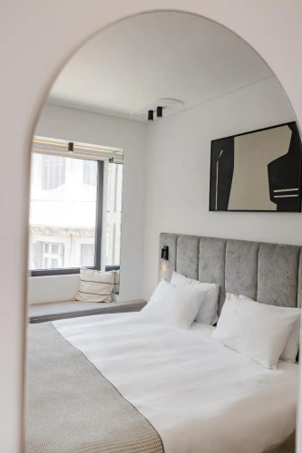 Standard Double room with city view
