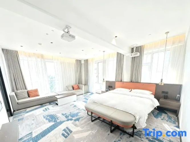 Deluxe Double Suite