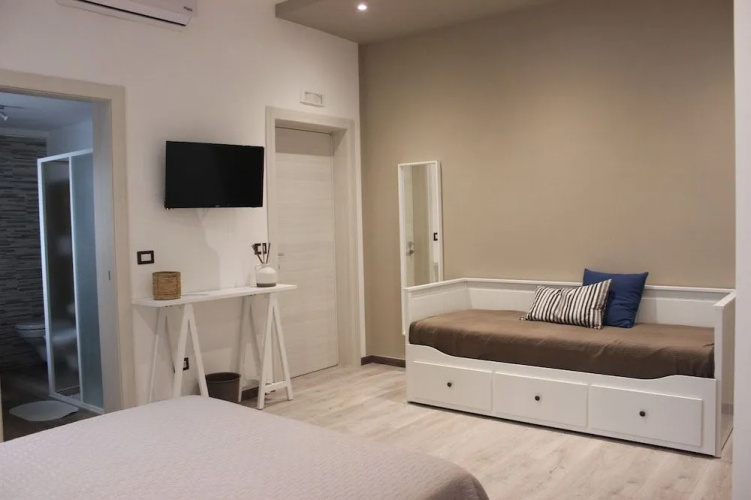 Adrian's b&b