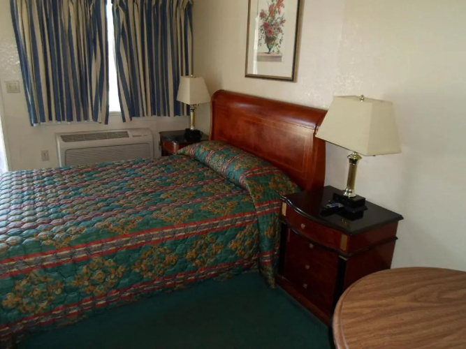 Budget inn