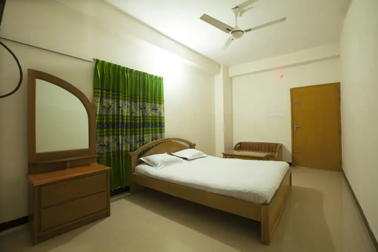 Rain View Resort