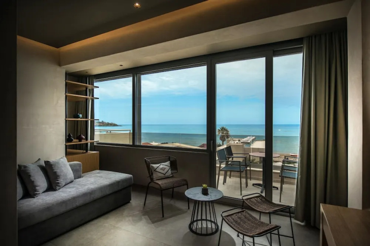 Riviera Beach Hotel
