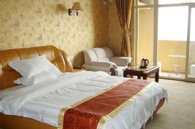 Meili Huayuan Hotel