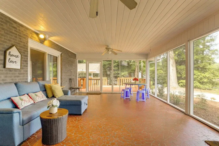 Lake + Dock Access: Peaceful Retreat in Duluth