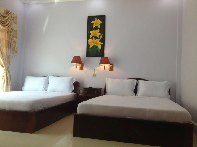 Golden River Resort