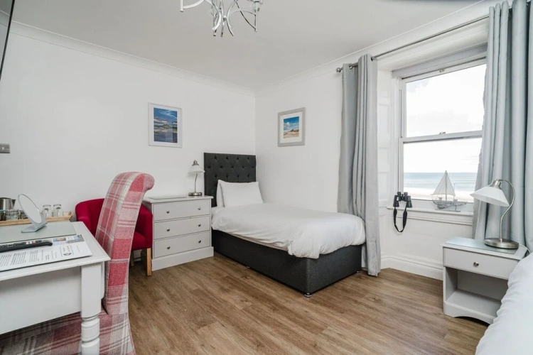 Standard Double room with sea view