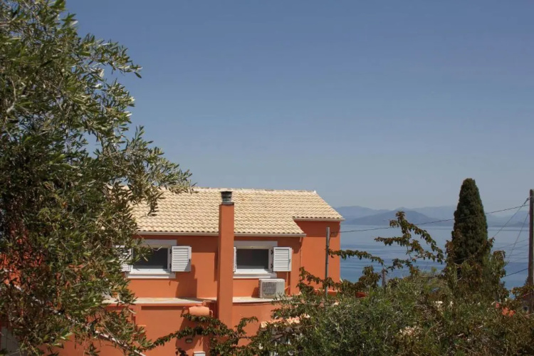 Aggelos's house