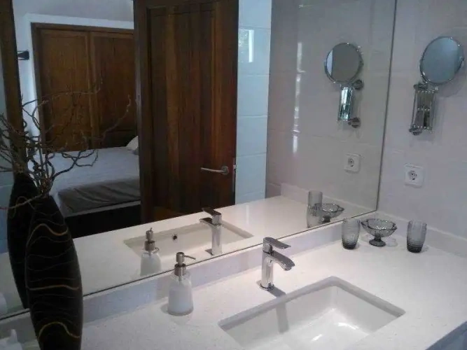 Standard Twin room with balcony