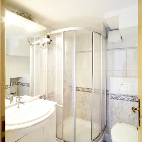 1 Bedroom Comfort Apartment with balcony