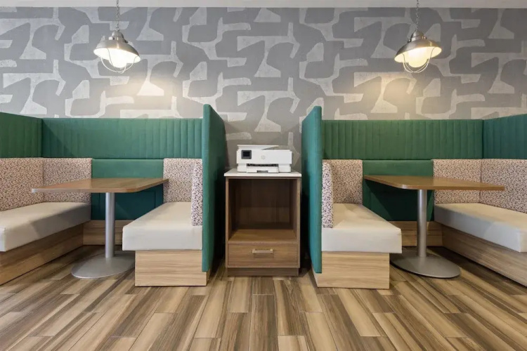 Comfort Inn