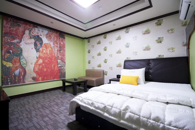 Changwon Sangnamdong Hotel Songdam