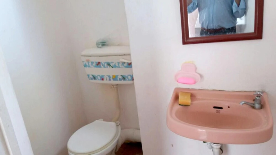 House With in Pereybere With Pool Access and Enclosed Gard