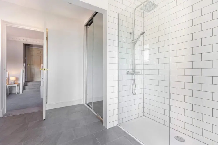 Host Stay Droitwich Road Dwelling