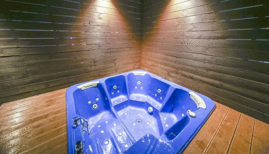 Hotel A