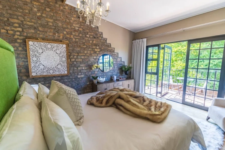 Luxury Double room with balcony and with garden view