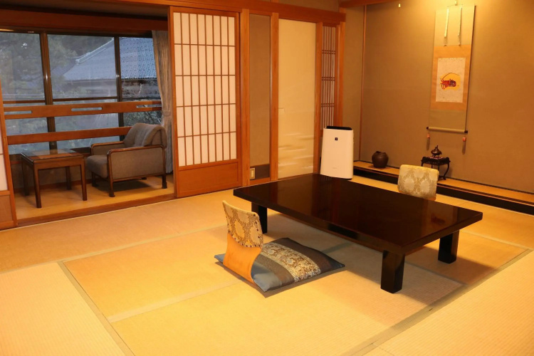 Tsutaya Ryokan