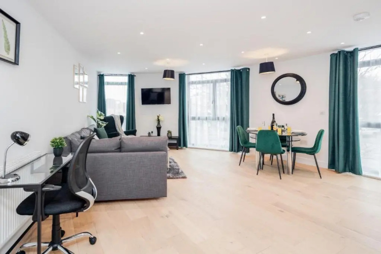 Watford Cassio Luxury - Modernview Serviced Accommodation