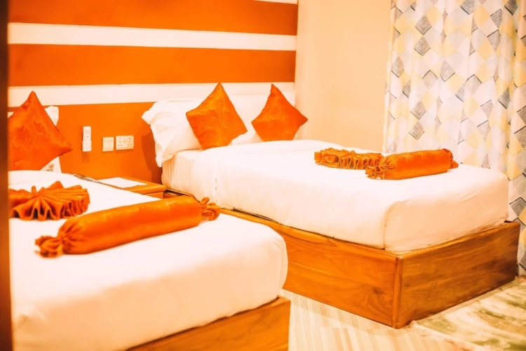 Standard Twin room