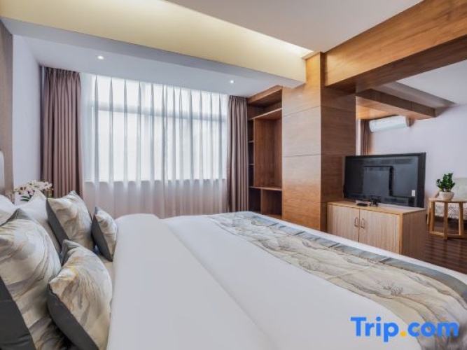 Deluxe Double Suite