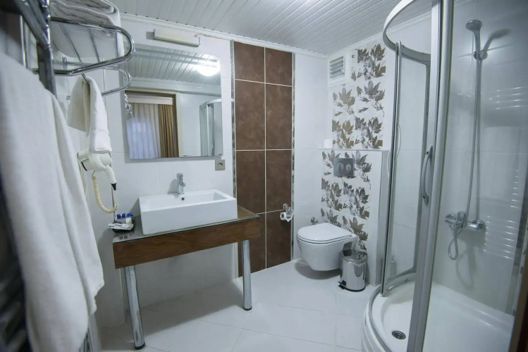 Mcg Marble Hotel