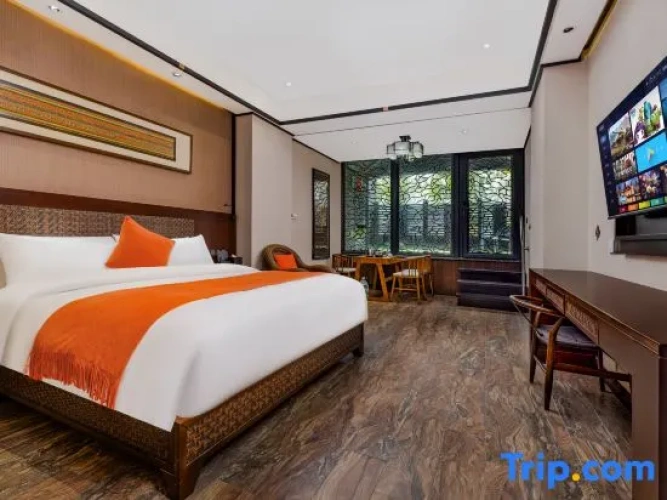 Standard Double room with courtyard view