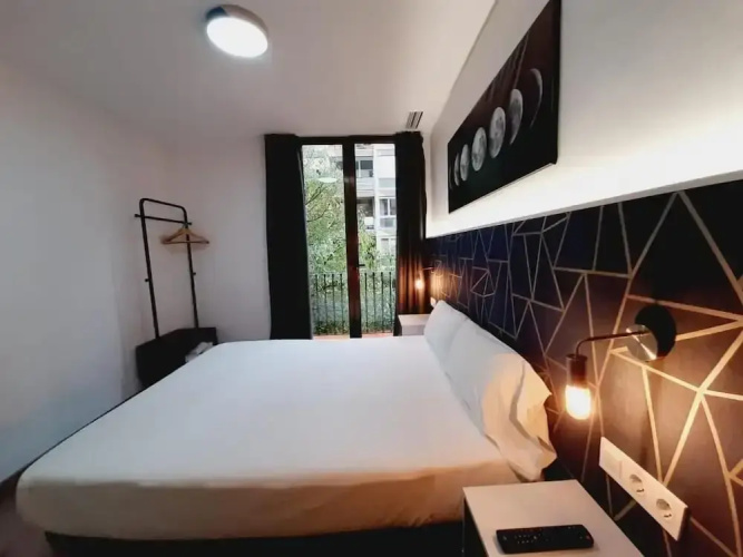 Hostal Laia by gaiarooms