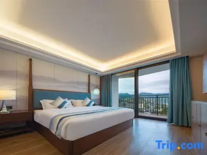 Premium Double Suite with balcony and with panoramic view