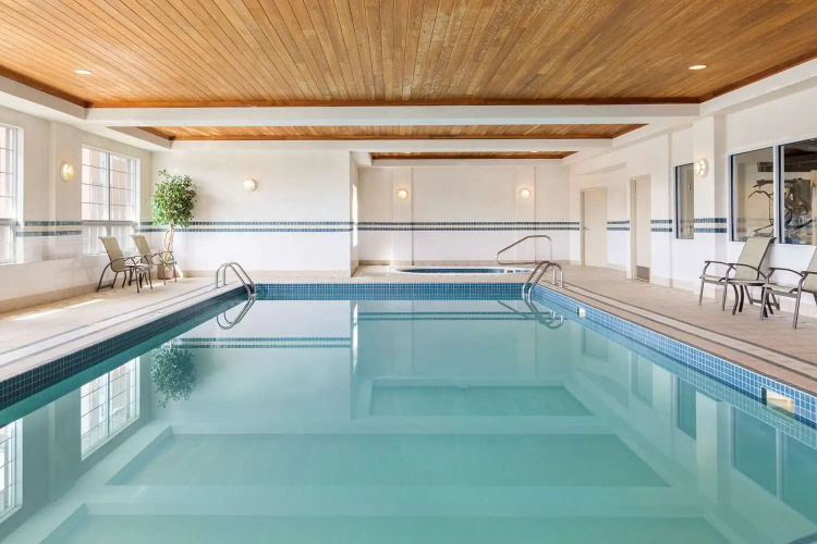 Country Inn & Suites By Radisson, Calgary-Northeast photo 14