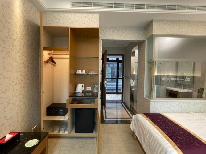 Standard Triple room