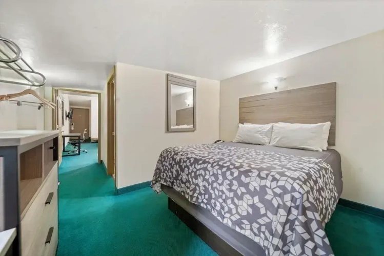 Quadruple Suite