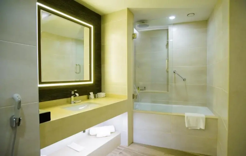 Panafric Deluxe Twin room