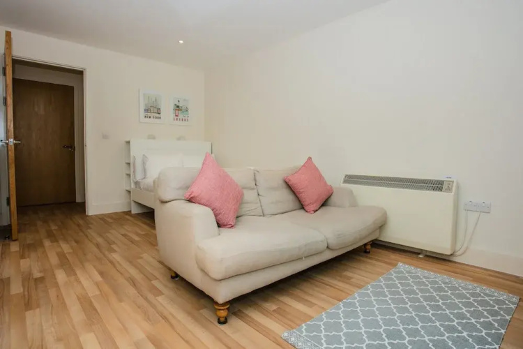 Studio Flat in Southwark