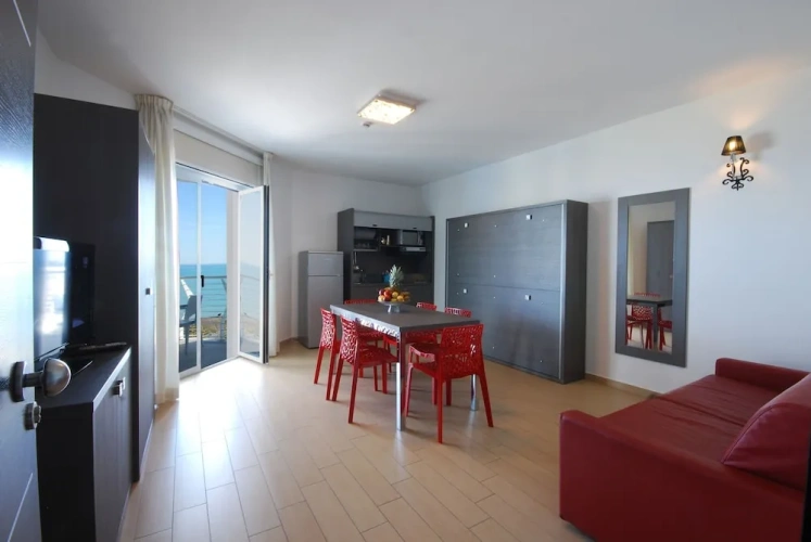1 Bedroom Apartment with balcony