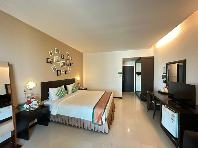 I Hotel