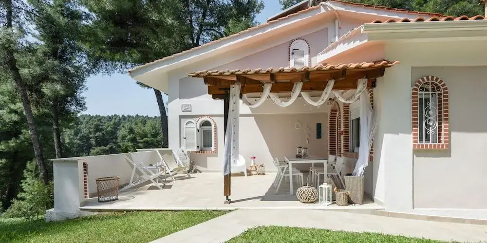 Ekatis House III
