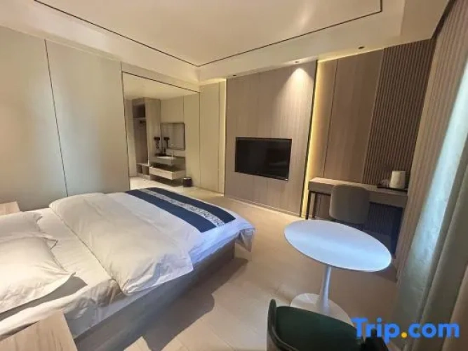 Deluxe Triple Villa