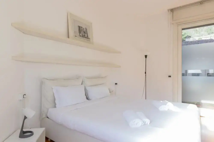 Welcoming Flats by Lake Como
