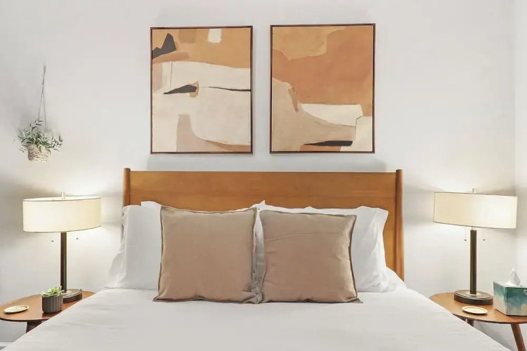 Trendy Studio Apt - Kenwood rep