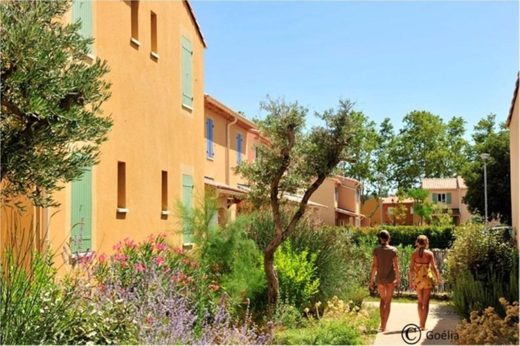 3 Bedrooms Apartment