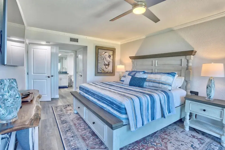 Land's End 11-302 Beach Front - Premier
