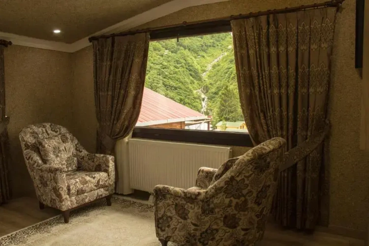 Suite with view
