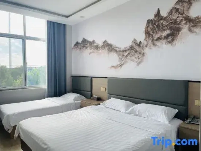 Standard Twin Family room