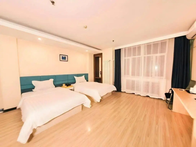 7 Days Inn (Harbin Railway Station Square)