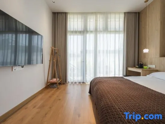 Standard Double room with garden view