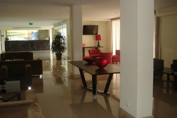 Hotel Caravelas