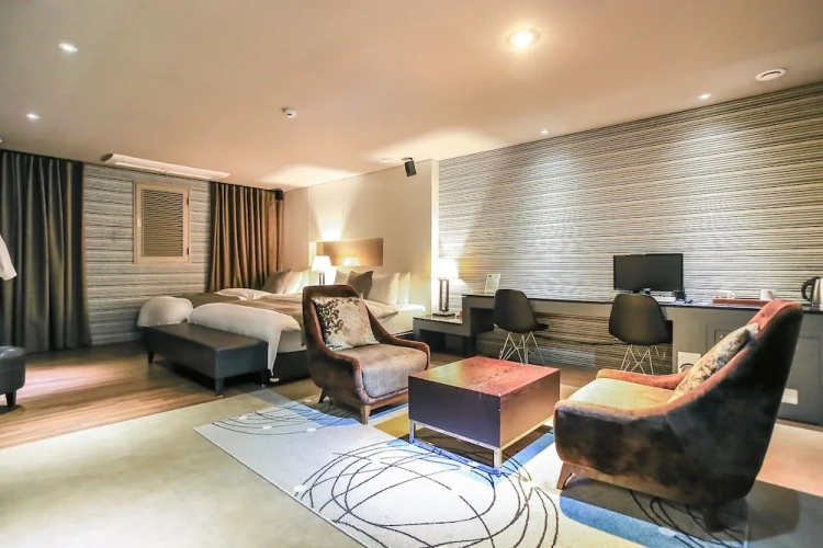 Twin Suite