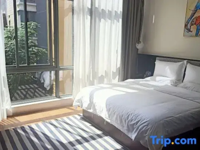 Young Hotel