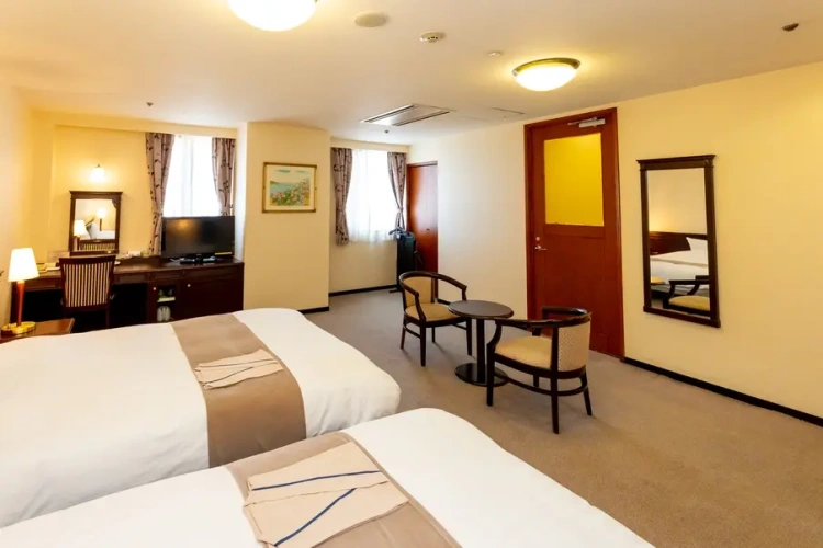Deluxe Twin Suite