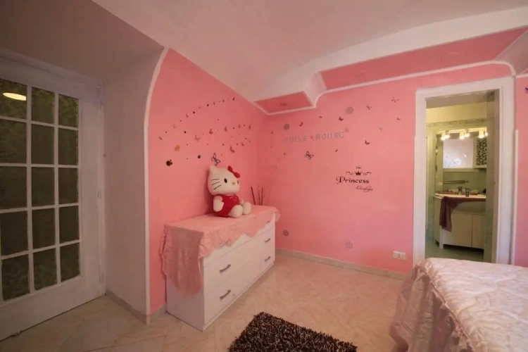 2 Bedrooms Apartment with balcony and with garden view